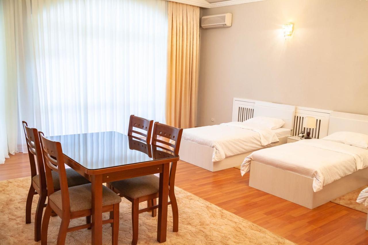 Ridon Lux Hotel Tasken Kültér fotó