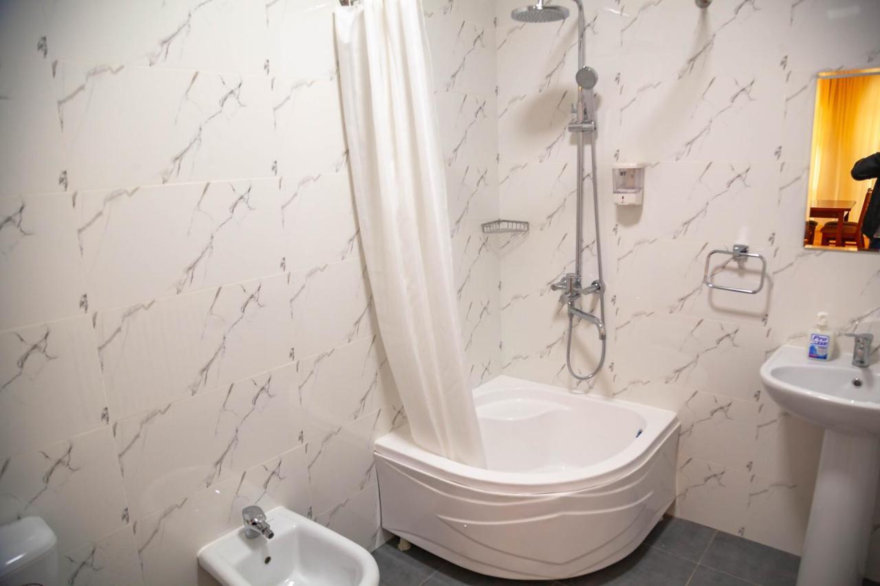 Ridon Lux Hotel Tasken Kültér fotó