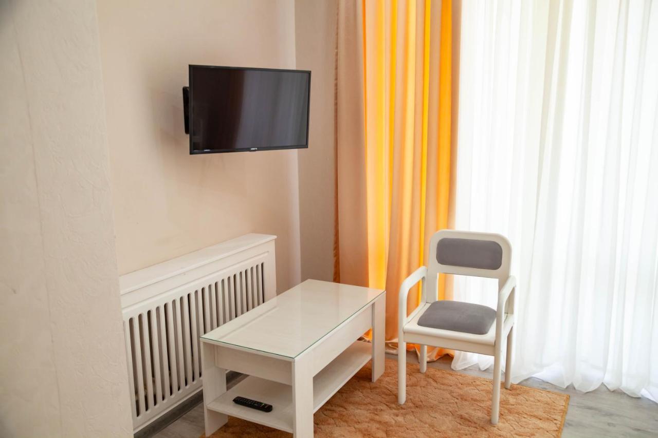 Ridon Lux Hotel Tasken Kültér fotó