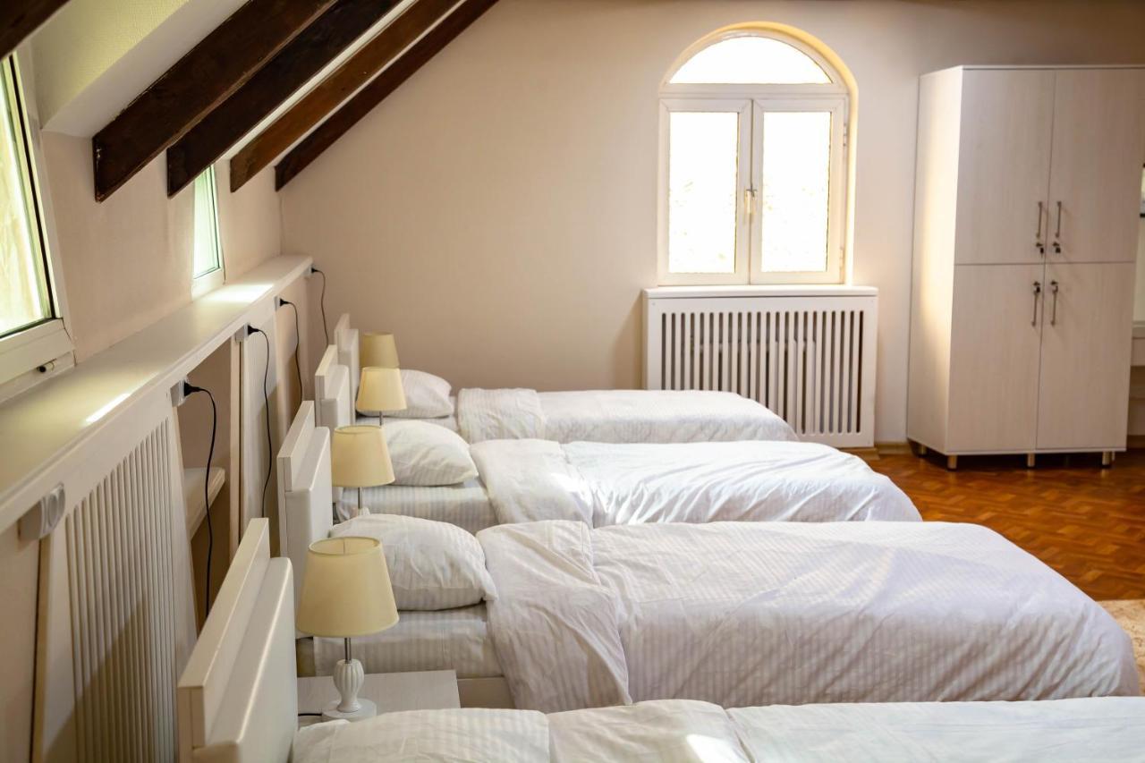 Ridon Lux Hotel Tasken Kültér fotó